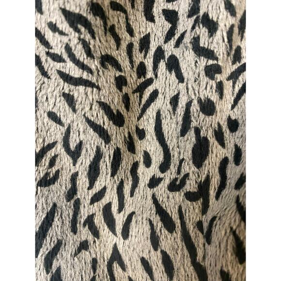 Live a Little Gray Black Animal Print Ruffle Whimsygoth Cardigan Petite Medium - Picture 6 of 8